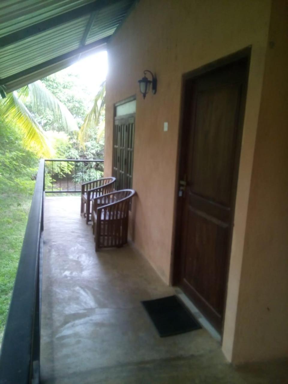 Isiwara Paura Bugged Apartment Sigiriya Exterior photo